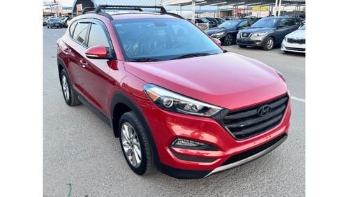 Hyundai Tucson Hyundai Tucson, model 2016, customs papers, 1600 cc engine