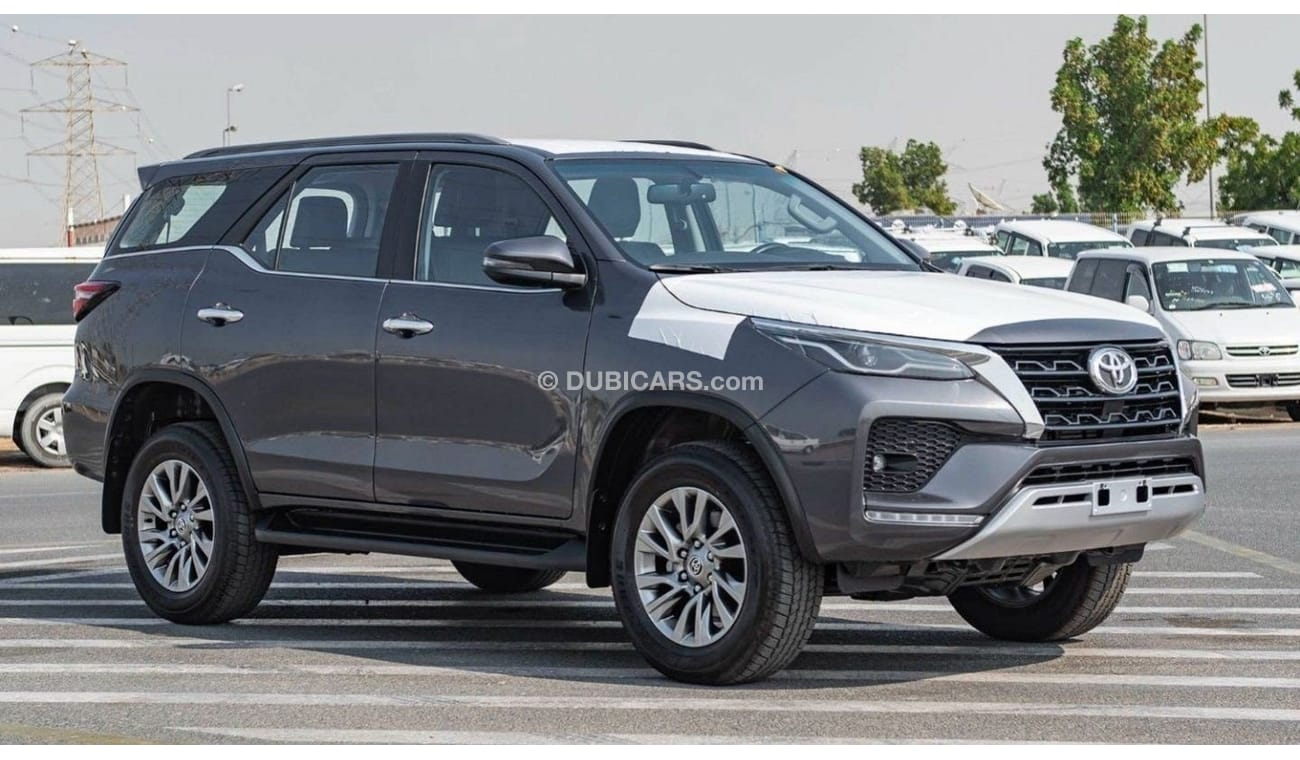 تويوتا فورتونر Toyota Fortuner 2.8L Diesel Full Option 4x4 2024