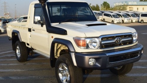 Toyota Land Cruiser Pick Up SINGLE CABIN