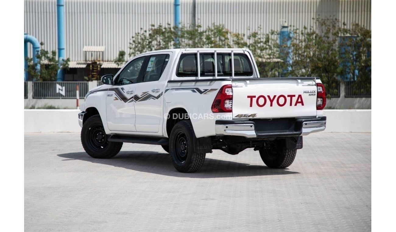 Toyota Hilux 2024 Toyota Hilux 4x4 DC 2.8 SR5 - Super White inside Maroon | Export Only