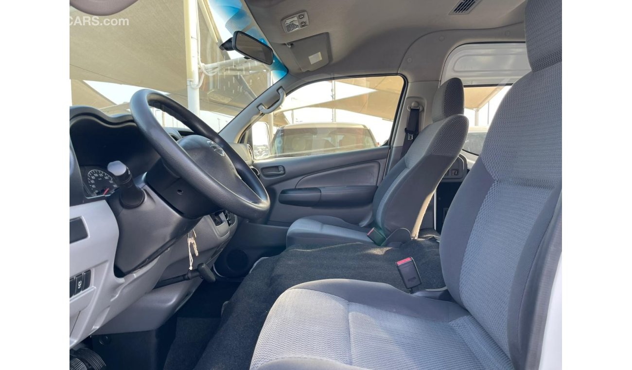 Nissan Urvan 2019 I 13 Seats I HighRoof I Ref#224