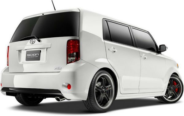 Scion xb exterior - Rear Left Angled