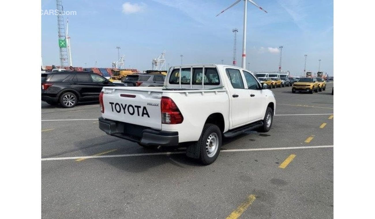 Toyota Hilux Country | 3.0 L | V4 | Double Cabin | Manual | Diesel