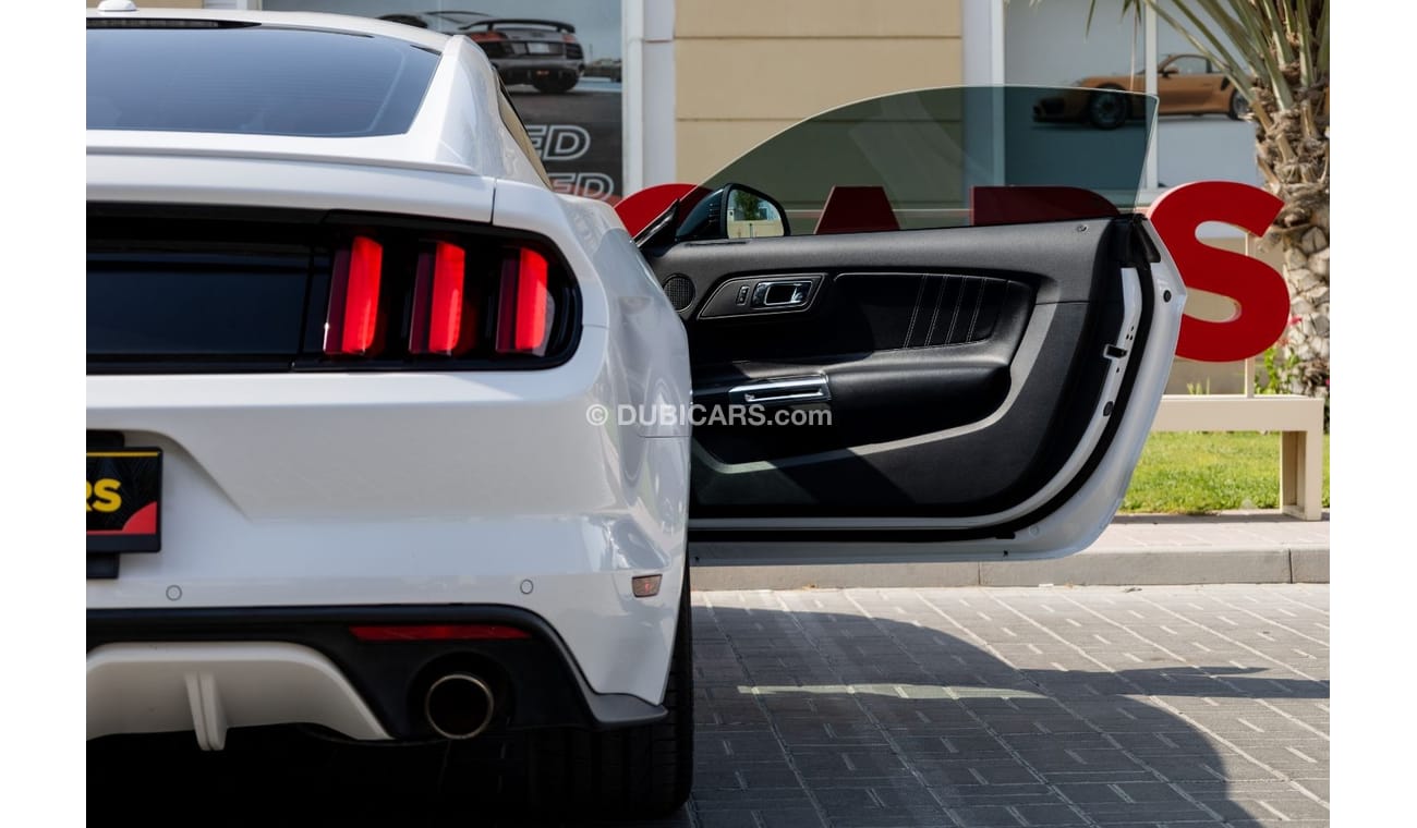 فورد موستانج Ford Mustang GT 2017 GCC under Warranty with Flexible Down-Payment.