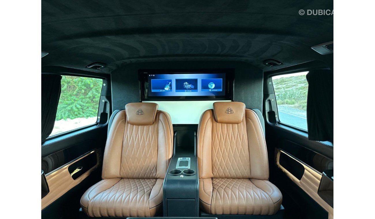 Mercedes-Benz V 250 Avantgarde MERCEDES V-250 GCC 2021 MAYBACH KIT // UNDER WARRANTY // ACCIDENT FREE // LOW MILEAGE