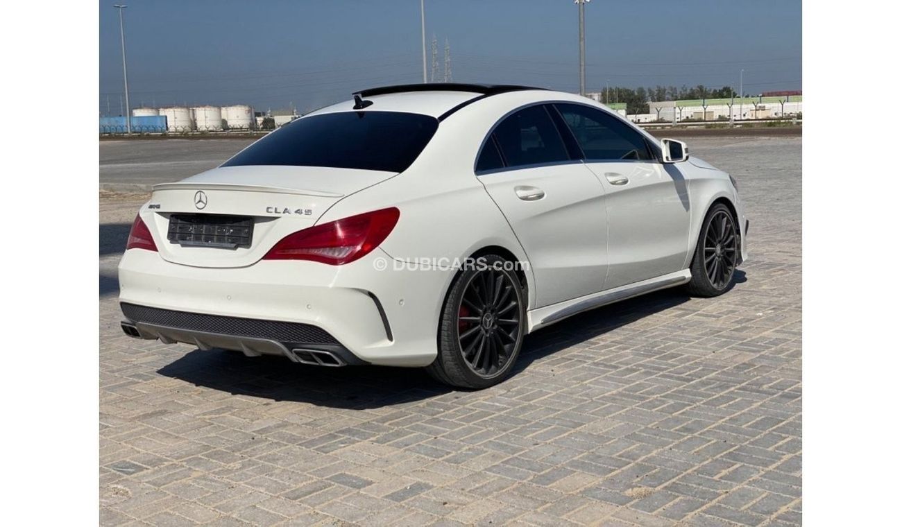 Mercedes-Benz CLA 45 AMG