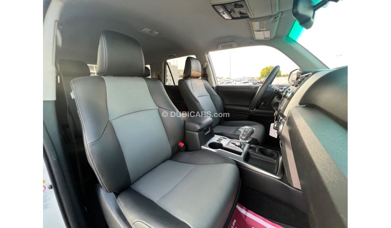 تويوتا Runner4 2019 SR5 PREMIUM SUNROOF 7 SEATER FULL OPTION