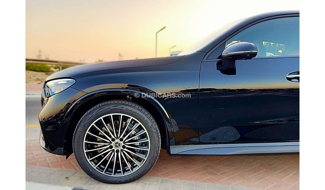 مرسيدس بنز GLC 200 AMG PACKAGE COUPE 2.0 TURBO 2024 MODEL BLACK COLOR