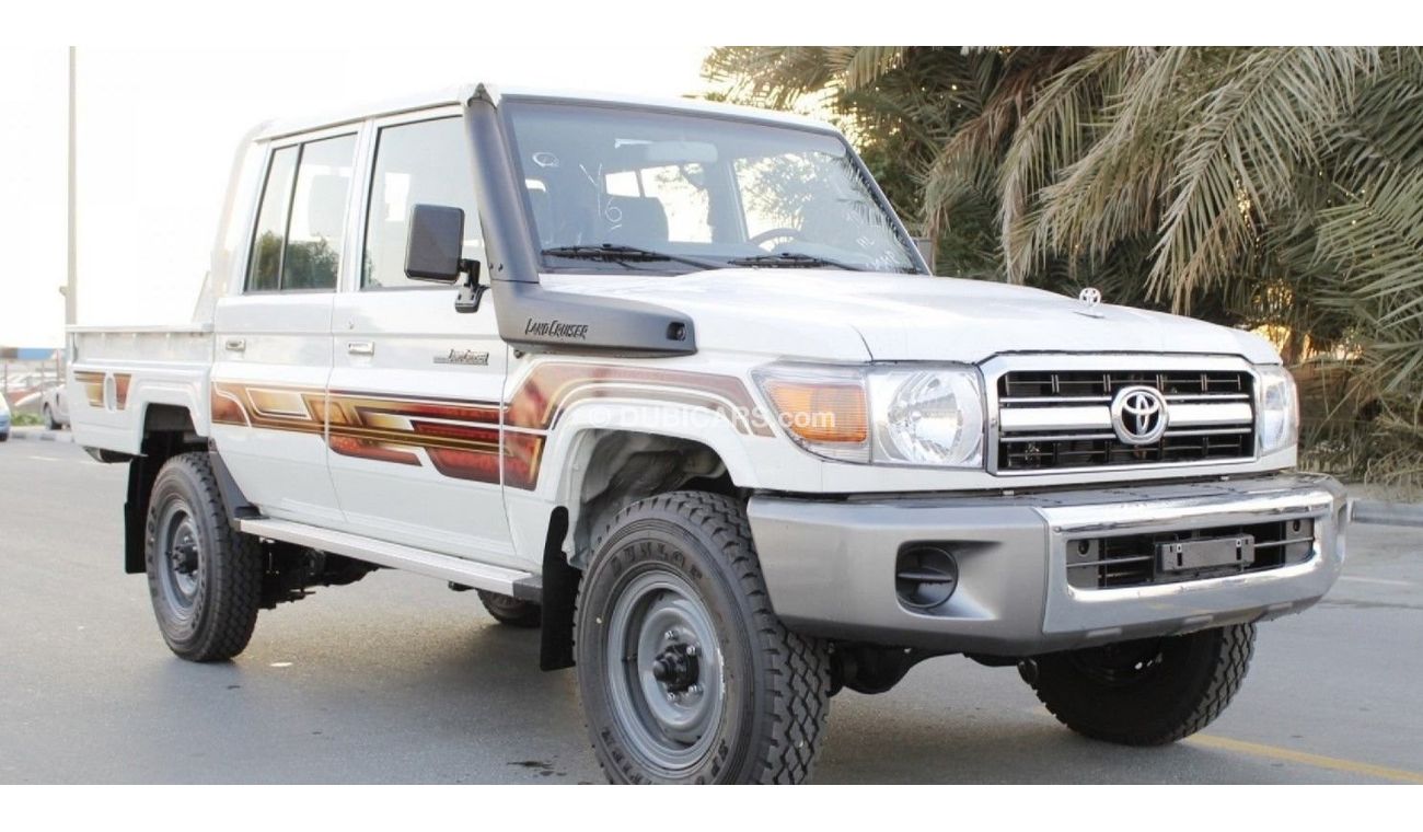 Toyota Land Cruiser Pick Up PETROL 4.0L MT DC