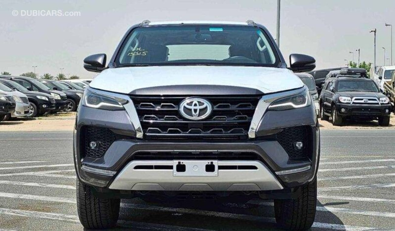 Toyota Fortuner Toyota fortuner 2.8L Diesel V4 MY2024 for export only