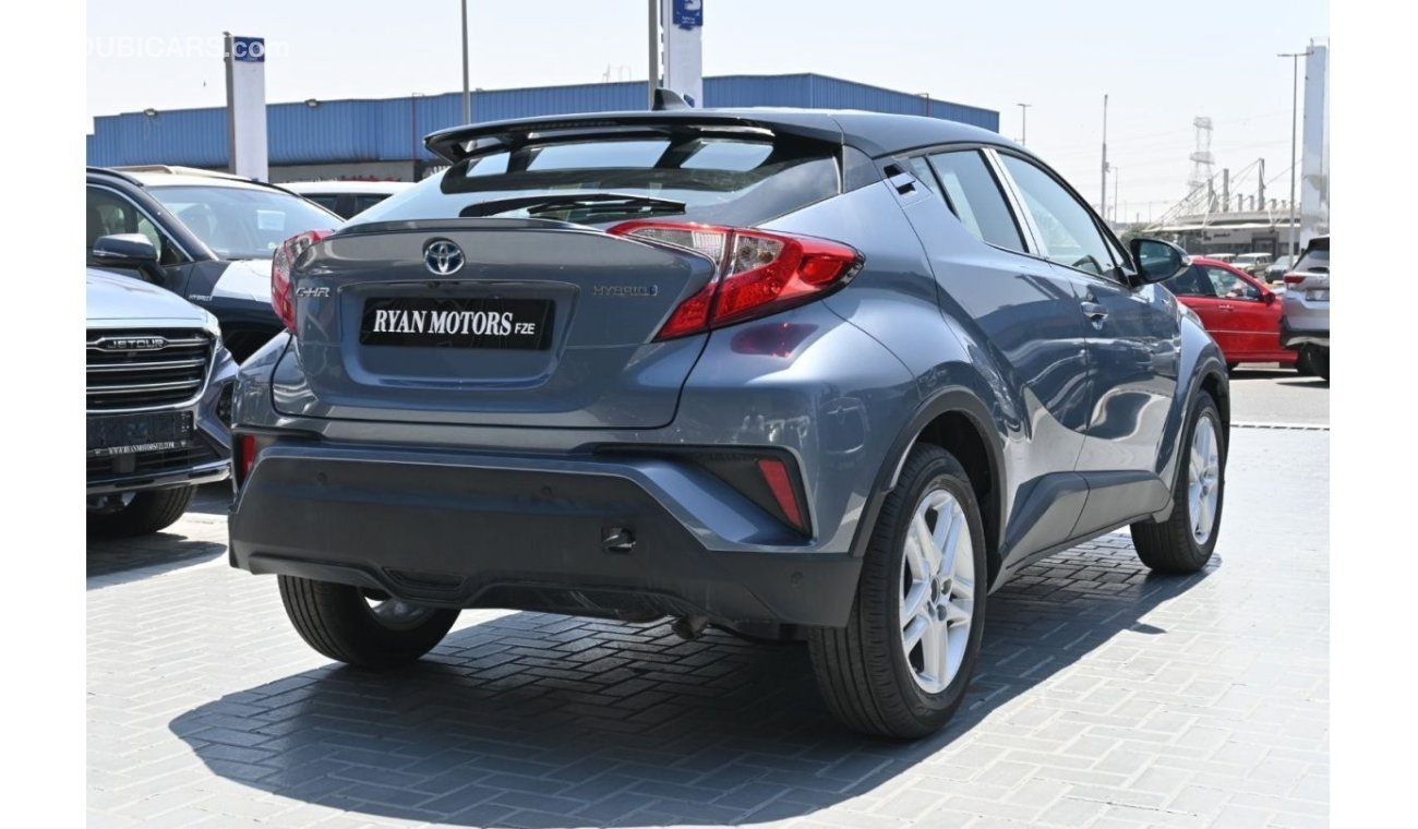 تويوتا CHR Toyota CH-R 1.8L Hybrid Color Grey Model 2023