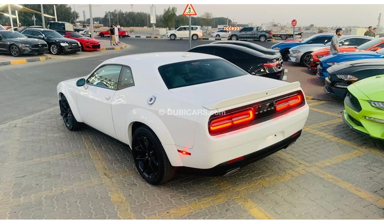 Dodge Challenger SXT For sale