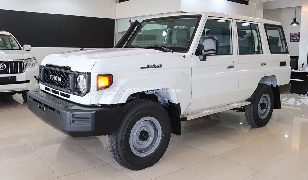 تويوتا لاند كروزر هارد توب LC76 4.2L Diesel 4WD 5M/T For Export