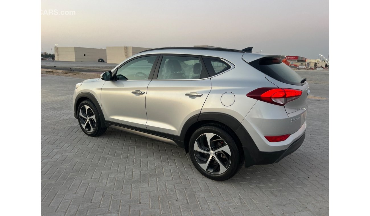 Hyundai Tucson GLS Plus