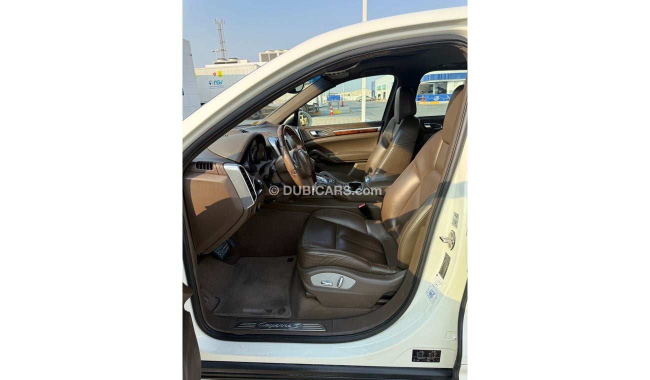 بورش كايان S, V8, 4.8L, GCC, Agent’s maintenance, Good condition