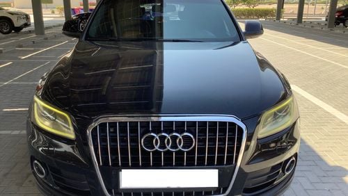 Audi Q5 45 TFSI S-Line 3.0L