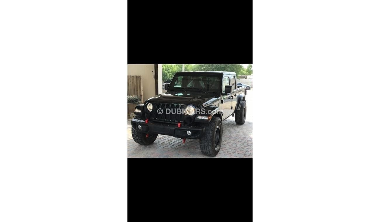 Jeep Gladiator Rubicon 3.6L. Warranty one year bank financie available