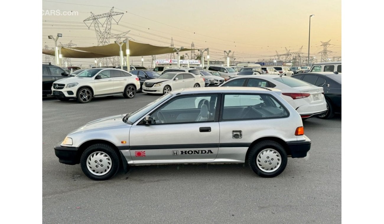 هوندا سيفيك 1989 MANUEL GEAR 1.4L ENGINE CLEAN TITLE GERMANY SPEC