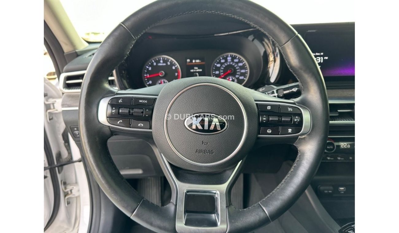 Kia K5 LX Std