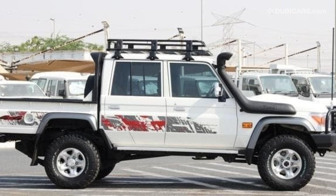 تويوتا لاند كروزر بيك آب 2022 TOYOTA LAND-CRUISER GX FULLY LOADED DOUBLE CABIN