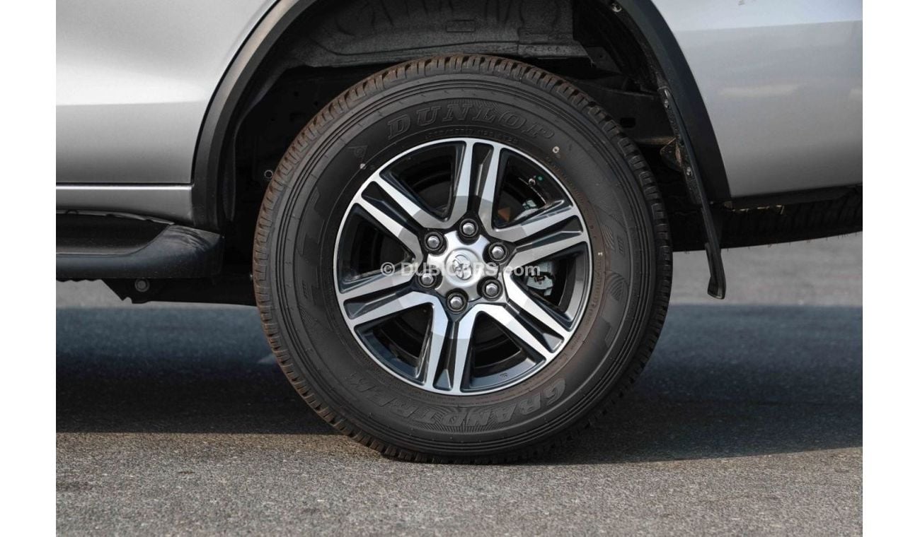 Toyota Fortuner 2023 Toyota Fortuner 2.7 4X4 Low 17" AL - Silver inside Chamois | Export Only