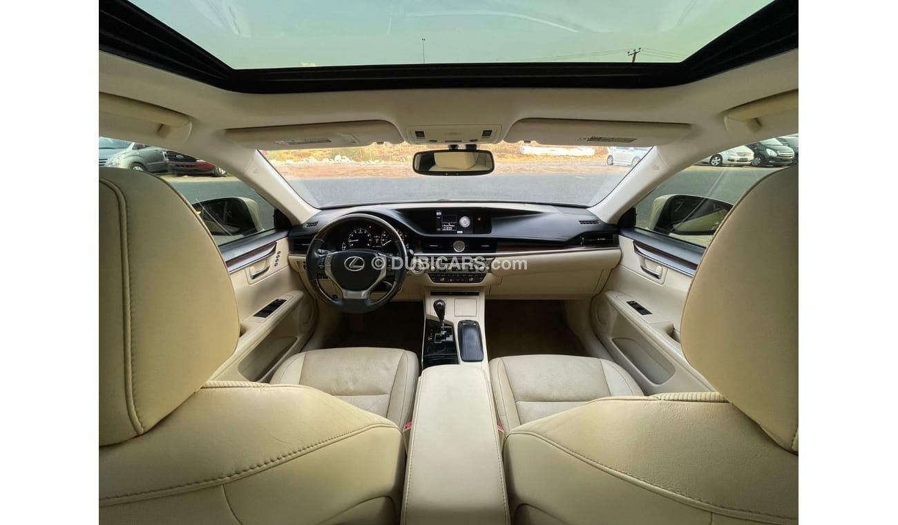 لكزس ES 350 Platinum 3.5L FULL OPTIONS / IN PERFECT CONDITION / SPECIAL GOLDEN COLOR