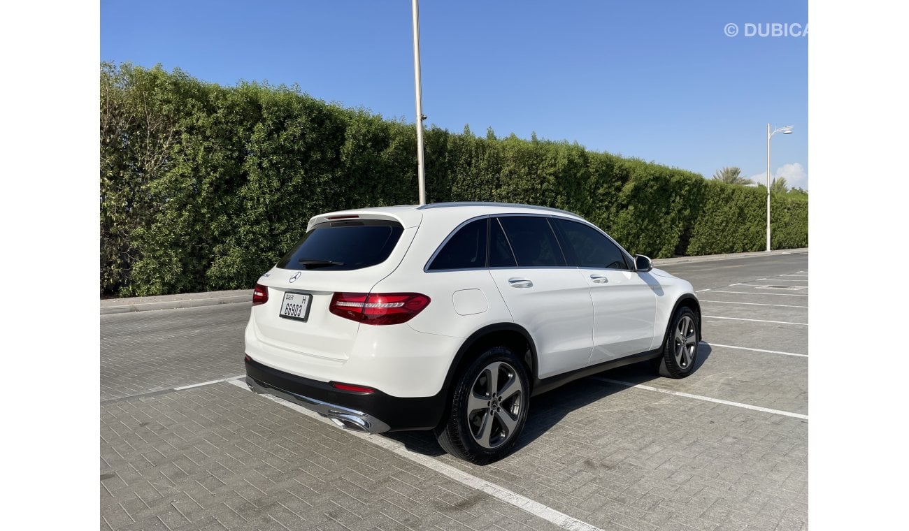 Mercedes-Benz GLC 300 Full option