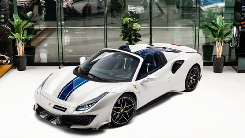 فيراري 488 3.9L V8 Twin-Turbocharged Engine