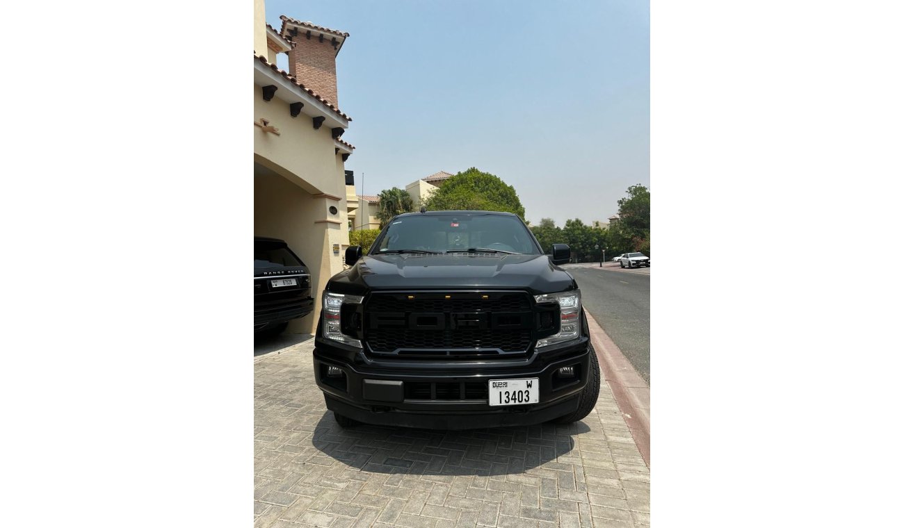 Ford F 150 FORD F150 LARIAT Full option , Leather Seats ,Automatic Seats , Panoramic Open Sunroof , Alloy Wheel