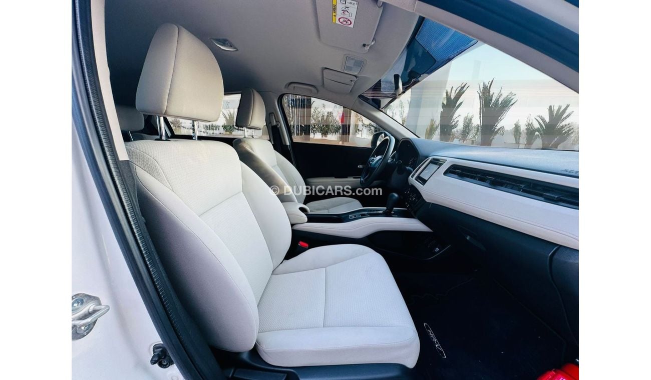 هوندا HRV LX 1.8L AED 800 PM | HONDA HR-V LX 1.8 I4 | GCC | 2020 | LOW MILEAGE | 0% DOWNPAYMENTAED 800 PM | HO