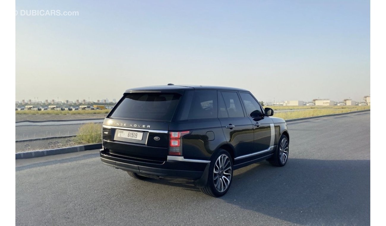 Land Rover Range Rover Vogue Autobiography GCC Specs | 2015 model | V8 engine | Autobiography