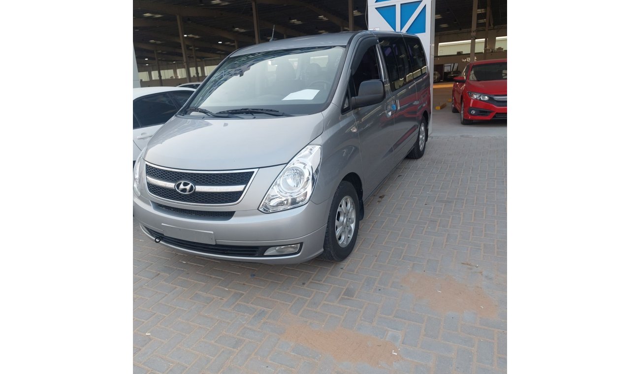 Hyundai H1 Starex