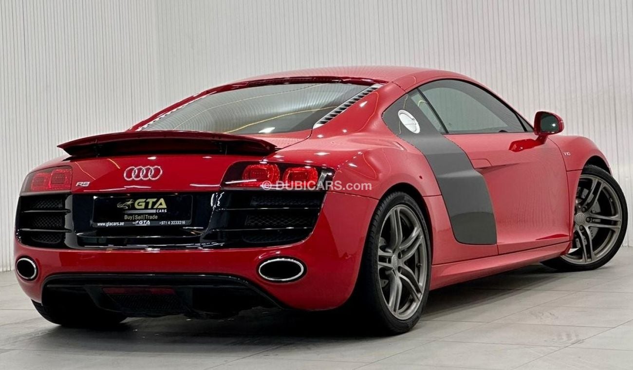 Audi R8 FSI 2012 Audi R8 V10 Quattro, Full Audi Service History, Full Options, Low Kms, GCC