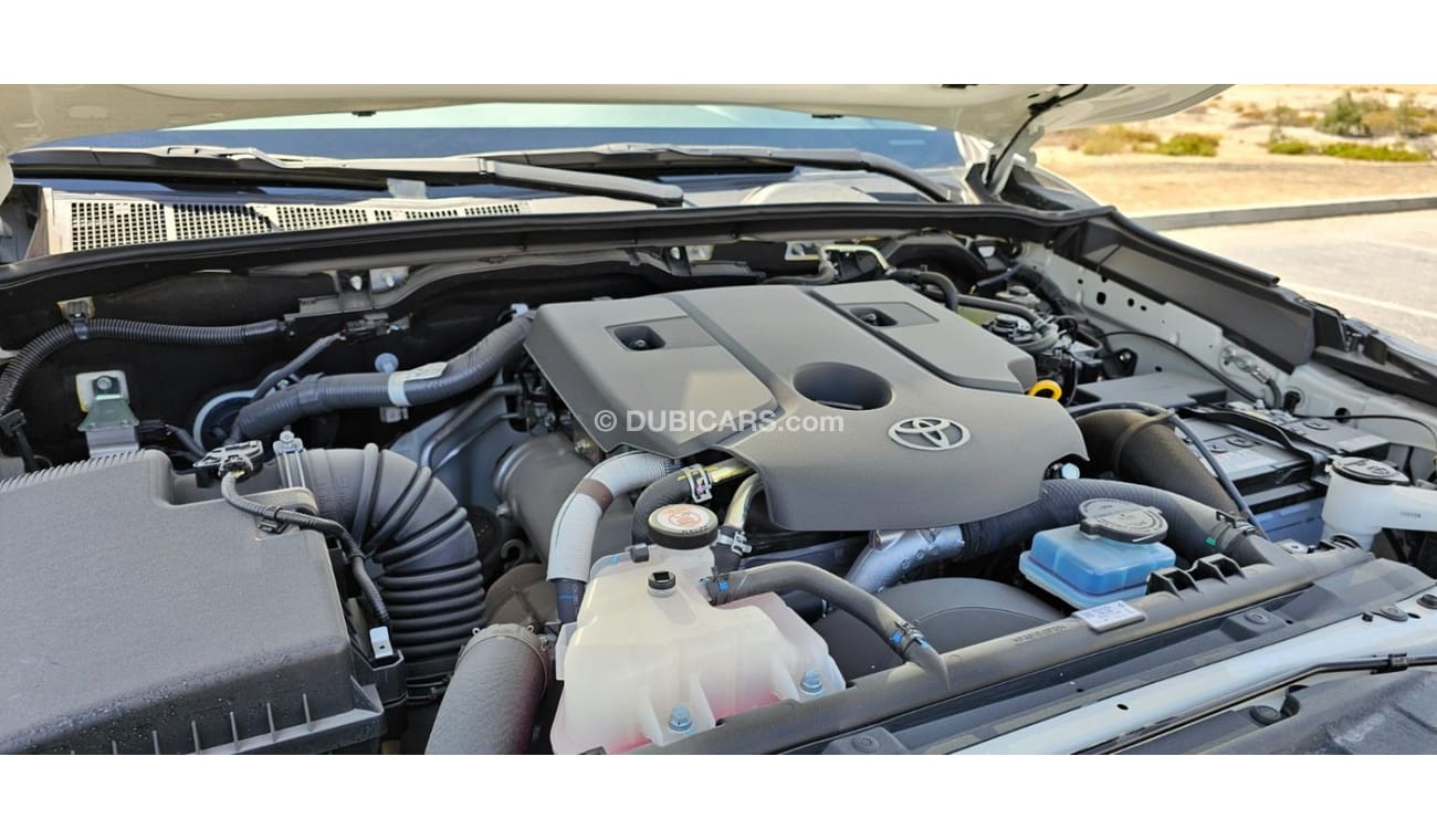 تويوتا هيلوكس 2023 2.8 DIESEL - LOCAL SALE OK - MANUAL & AUTO AVAILABLE