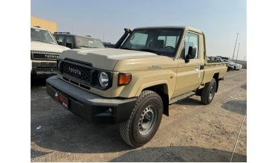 Toyota Land Cruiser 2024 LAND CRUISER GRJ79 4.0 V6 S-CAB AUTOMATIC DIFF LOCK  **EXPORT ONLY**التصدير فقط خارج الخليج**