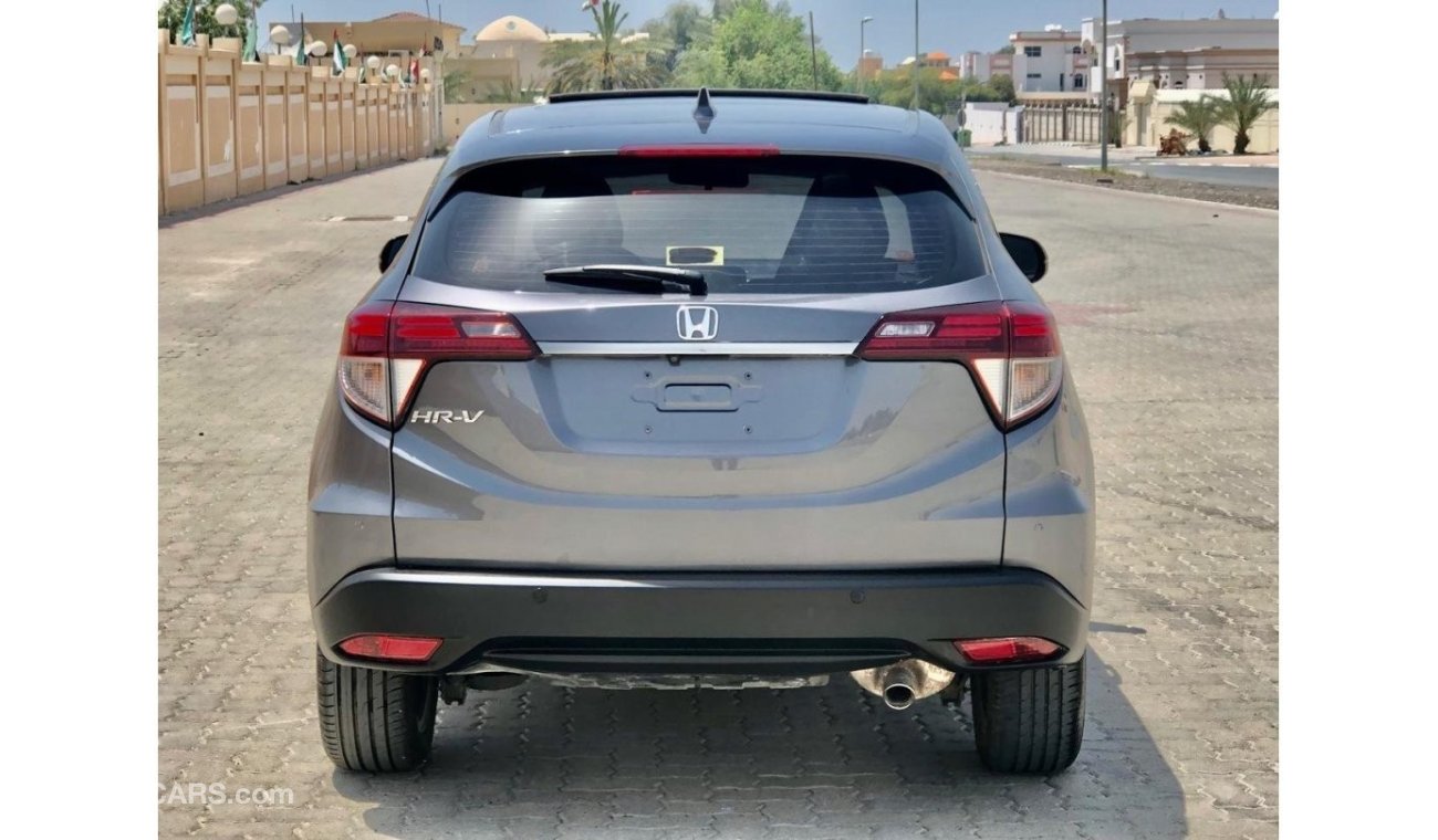 هوندا HR-V HONDA,HR-V 2021 FULL OPTIONS GCC,panoramic