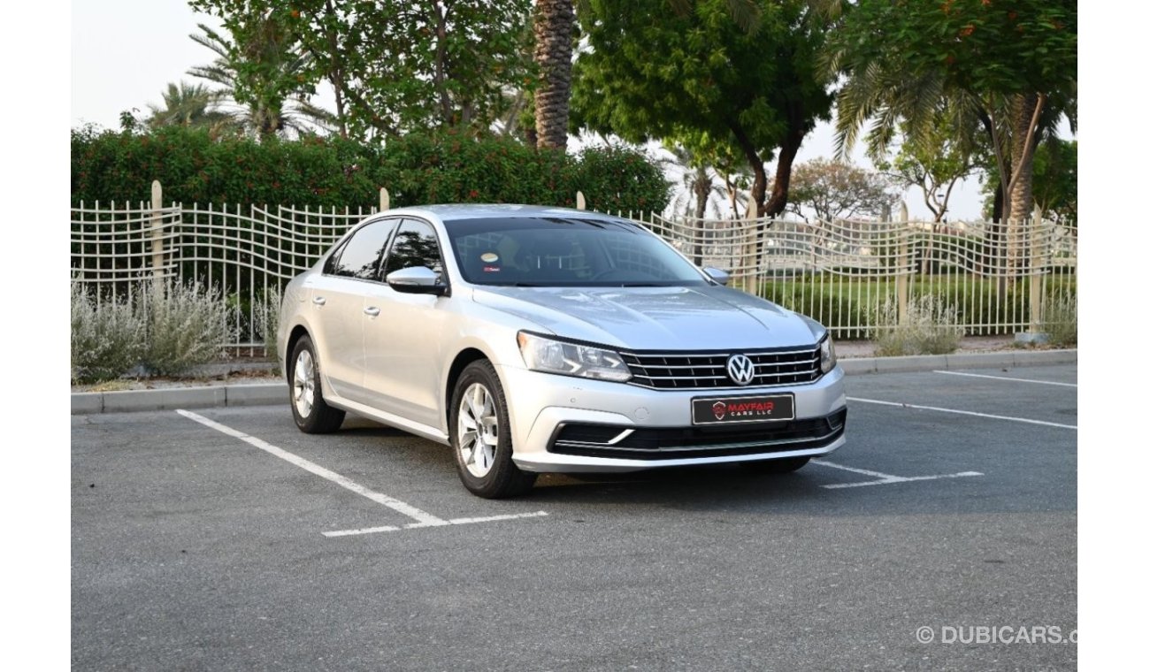 فولكس واجن باسات 0% DP - APPLE CARPLAY - VOLKSWAGEN PASSAT COMFORTLINE - AGENCY SERVICE - LOW MILEAGE - FIRST OWNER