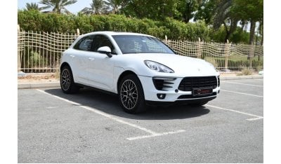 بورش ماكان 0% DP - AGENCY MAINTAINED - PORCSHE MACAN S 2015 - PANAROMIC ROOF - 3.0TC V6 4WD - WELL MAINTAINED