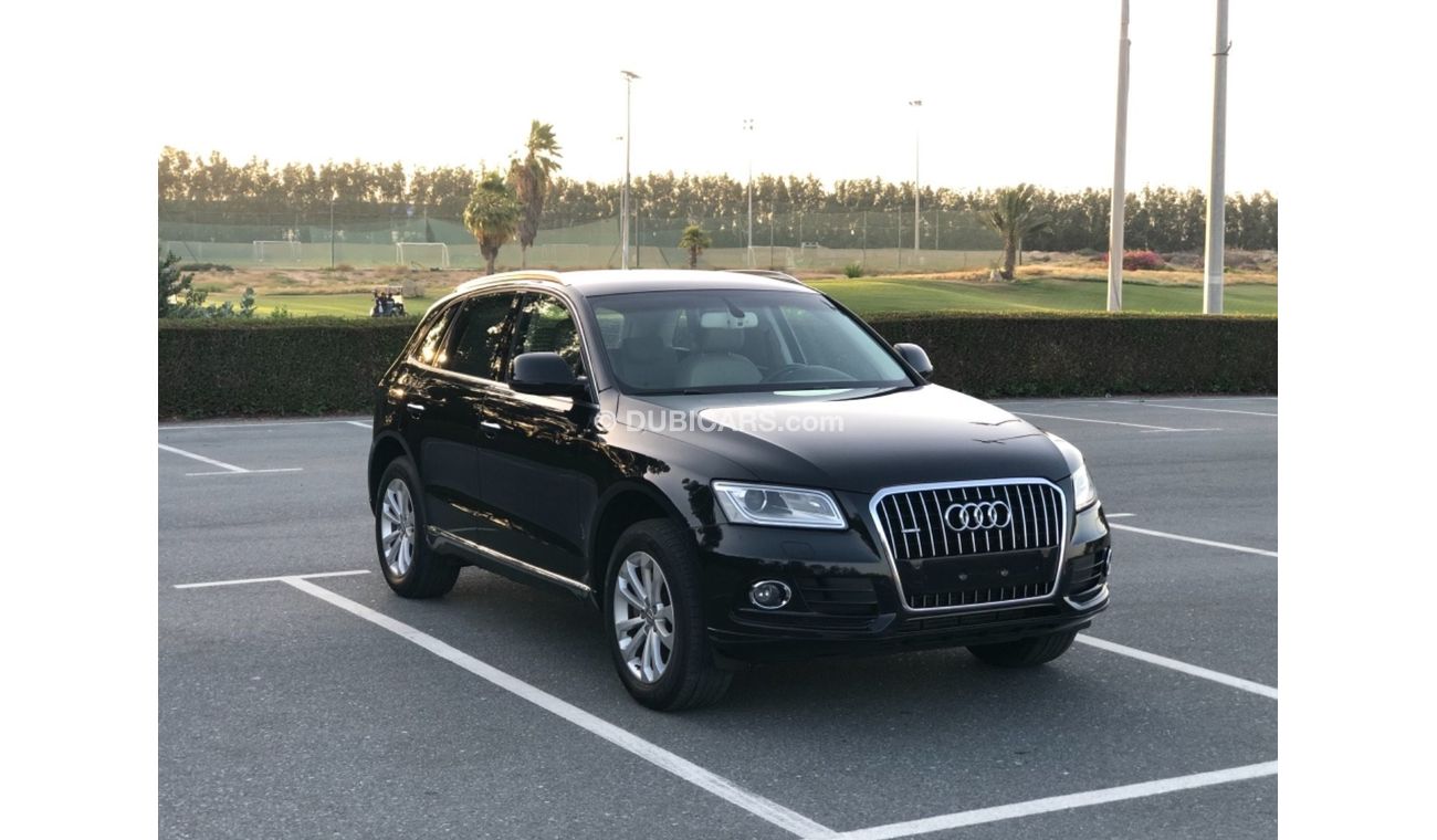 Audi Q5 40 TFSI S-Line MODEL 2015 GCC CAR PER  CONDITION INSIDE AND OUTSIDE  FULL ELECTRIC CONTROL STEERING 