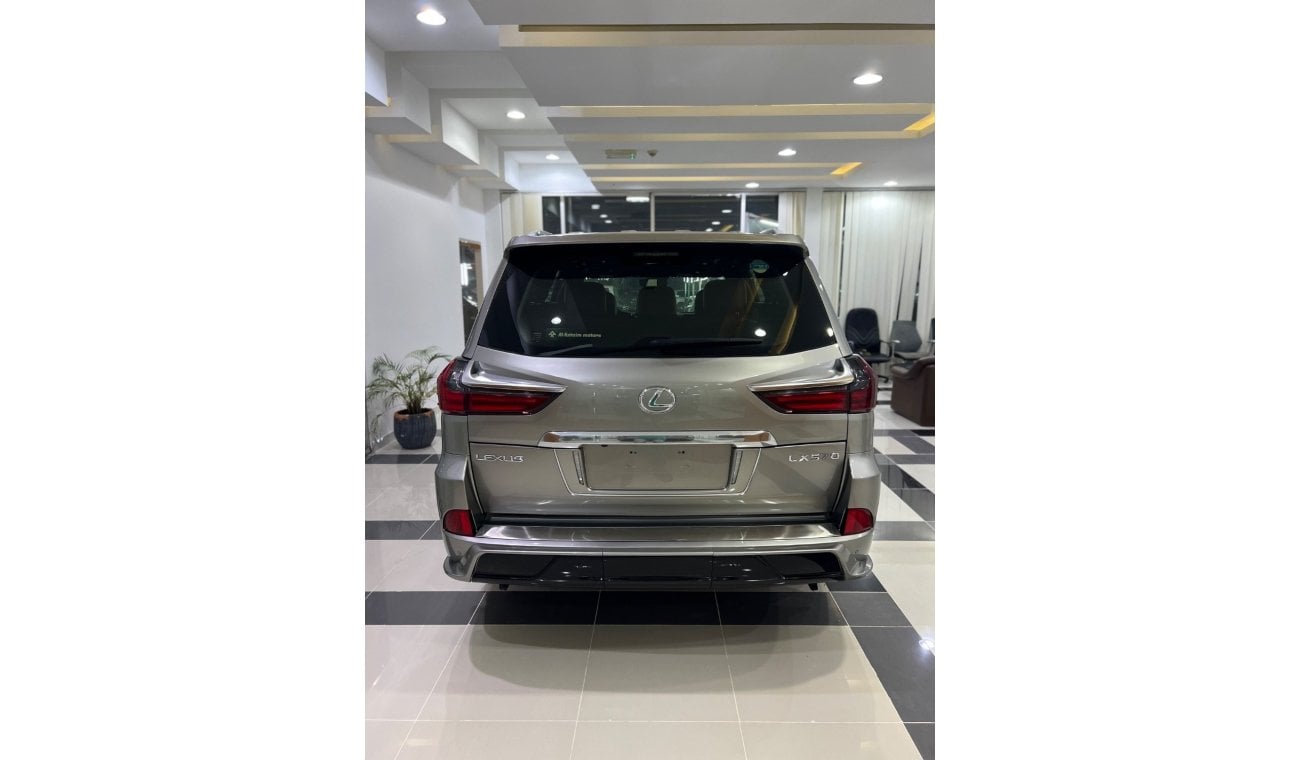 Lexus LX570 Platinum Signature