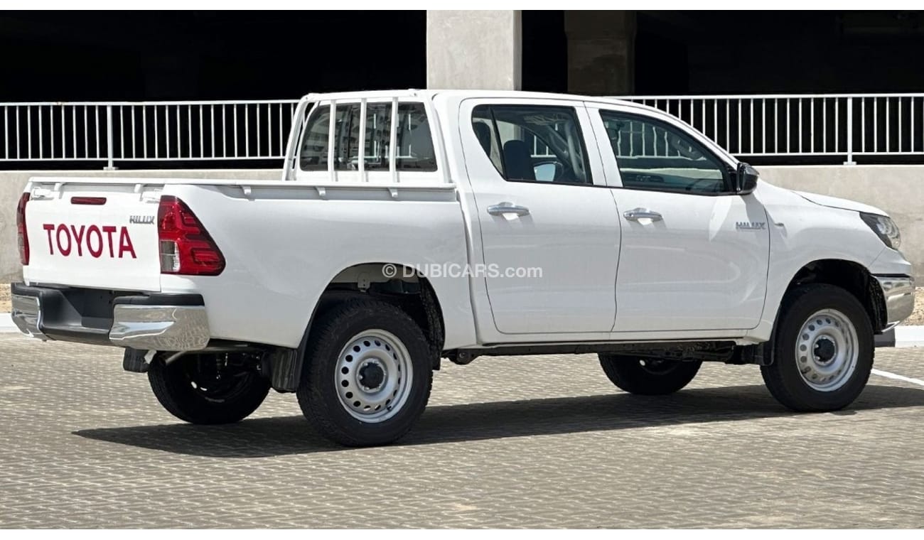 تويوتا هيلوكس Toyota hilux basic option 2.4L DIESEL MT MY23