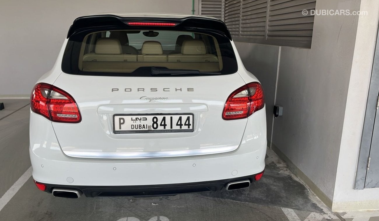 Porsche Cayenne Std 3.6L