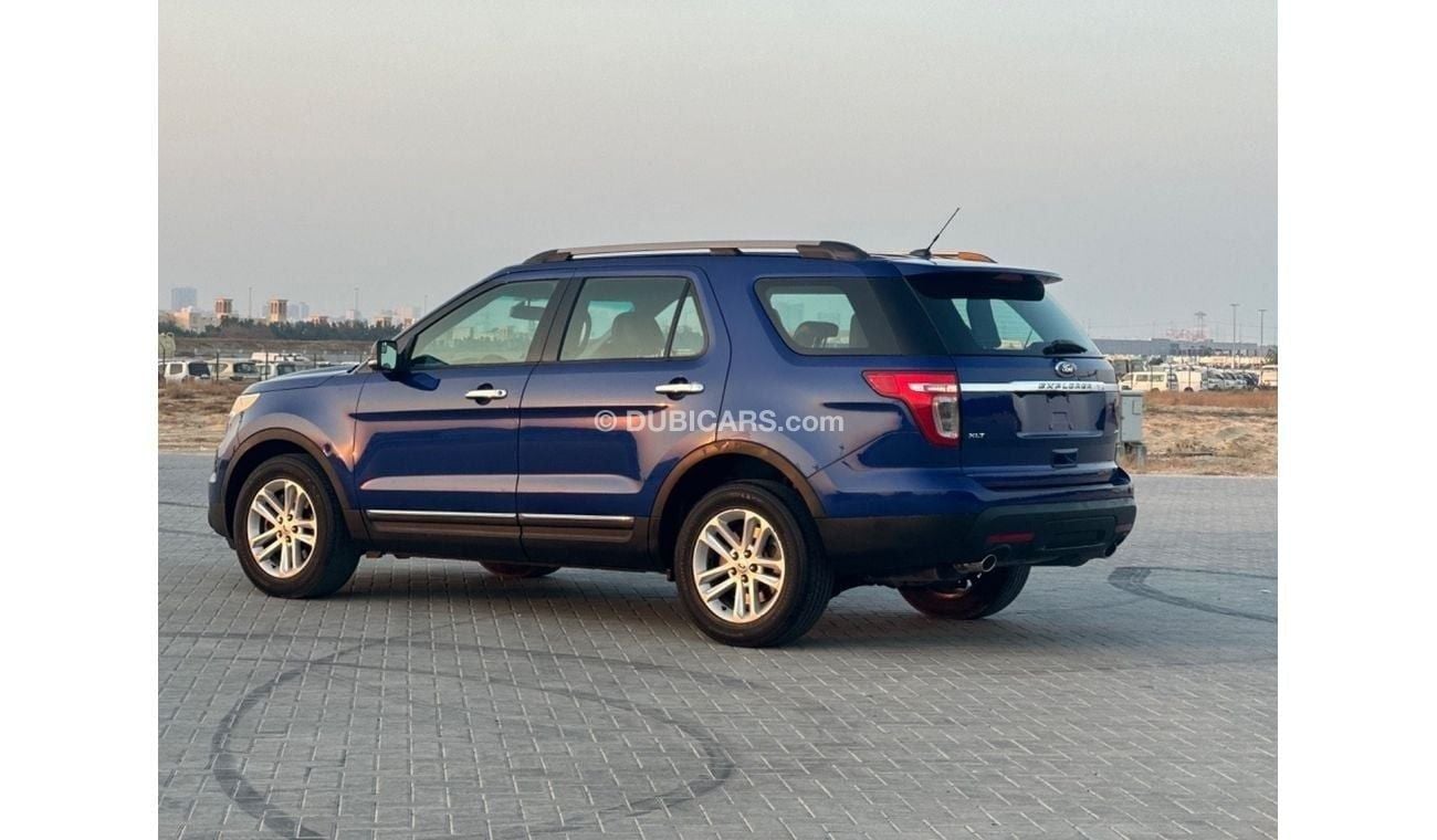 Ford Explorer XLT 3.5L MODEL 2015 GCC CAR PERFECT CONDITION INSIDE AND OUTSIDE