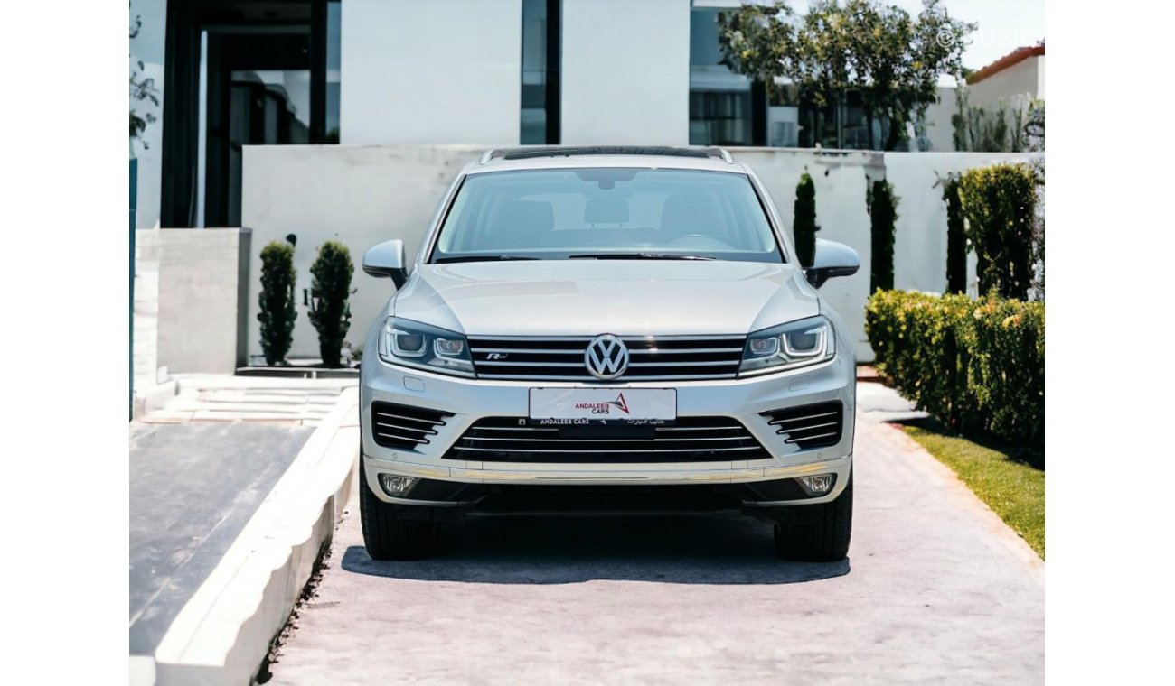 Volkswagen Touareg R-Line AED 1,585 PM AVAILABLE | FSH | LOW MILEAGE | VOLKSWAGEN TOUAREG 2018 | V6