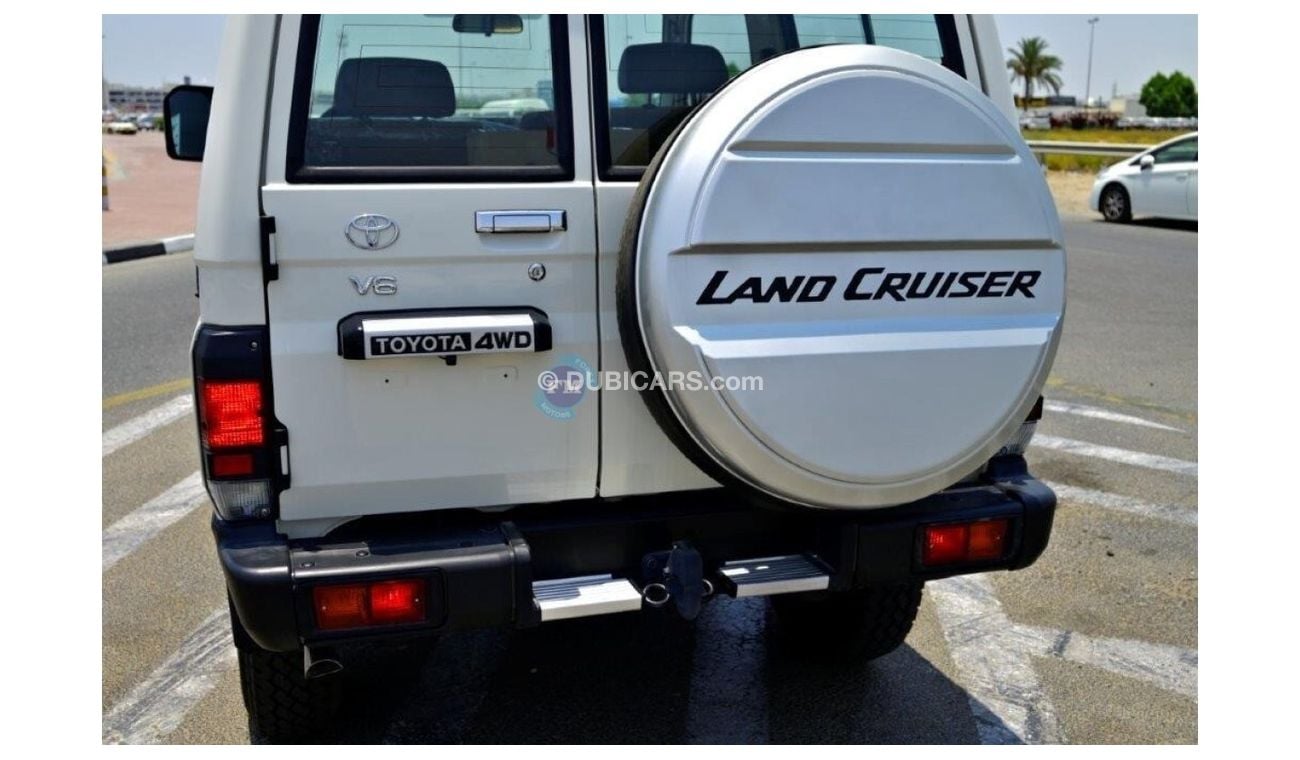 Toyota Land Cruiser Hard Top 71 4.0L Petrol Manual