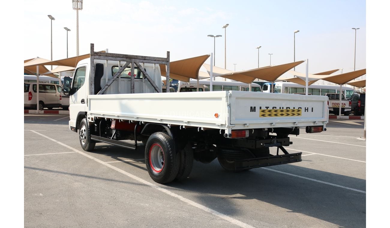 ميتسوبيشي كانتر 2015 CARGO BODY TRUCK