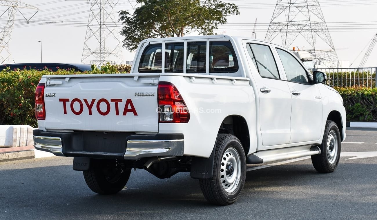 Toyota Hilux DLX 2.7L Petrol A/T  4WD