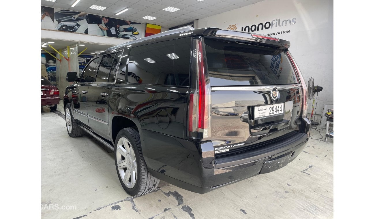 Cadillac Escalade ESV Platinum 6.2L