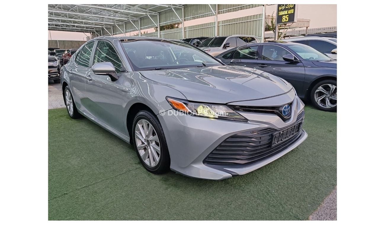 Toyota Camry LE HEV Warranty one year