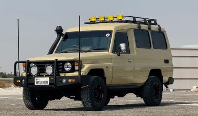 تويوتا لاند كروزر هارد توب HARDTOP | RHD | 4.2L DIESEL ENGINE | (MT) | AIR SNORKEL | 12 SEATERS | 1995